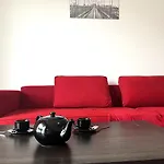 Dmowskiego 17F - Self Check-In 20H